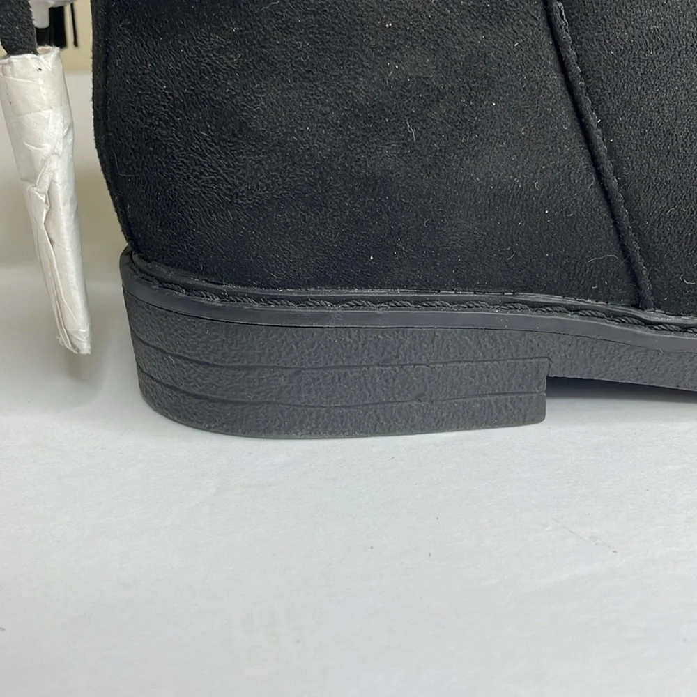 AMANDA BLU Ankle Boots KINGSTON Black Vegan Suede Side Zipper Tassel Detail 6